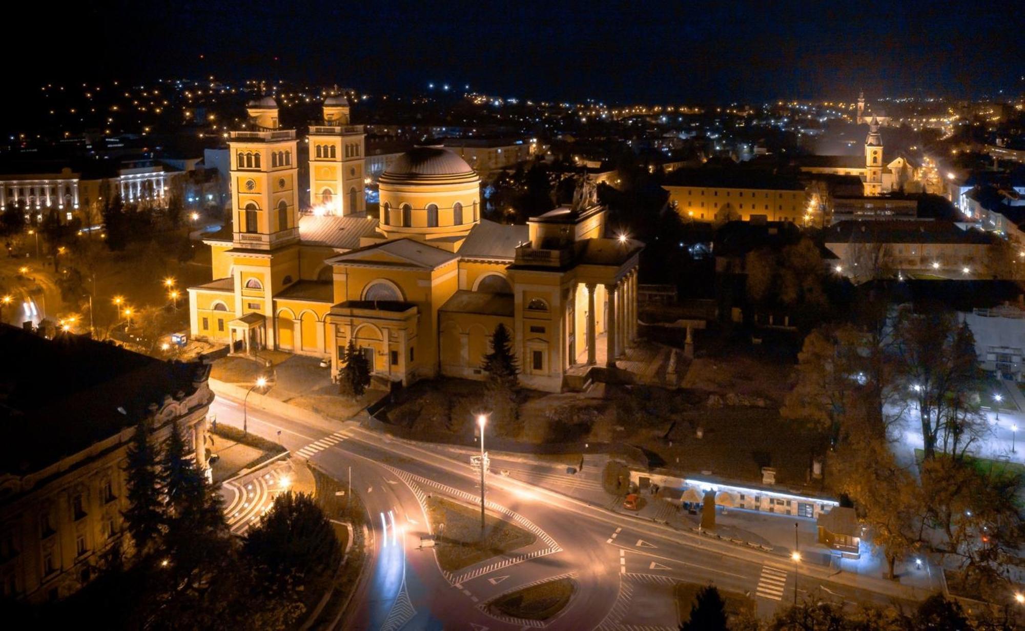 Eger Tower View Apartment Esterno foto