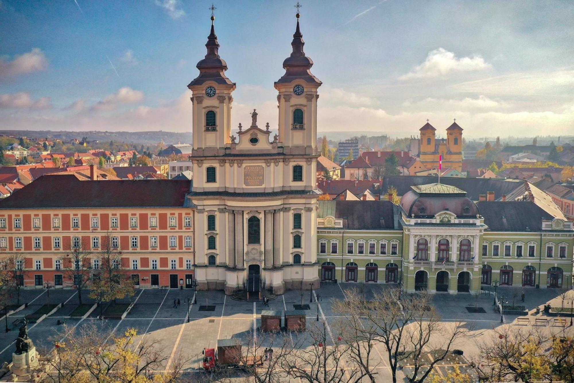 Eger Tower View Apartment Esterno foto