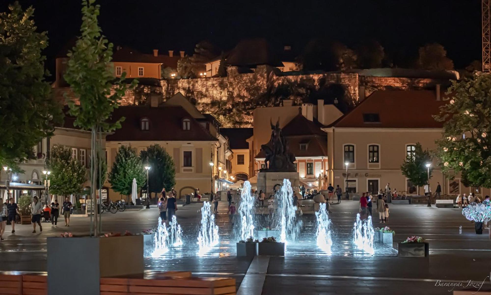 Eger Tower View Apartment Esterno foto