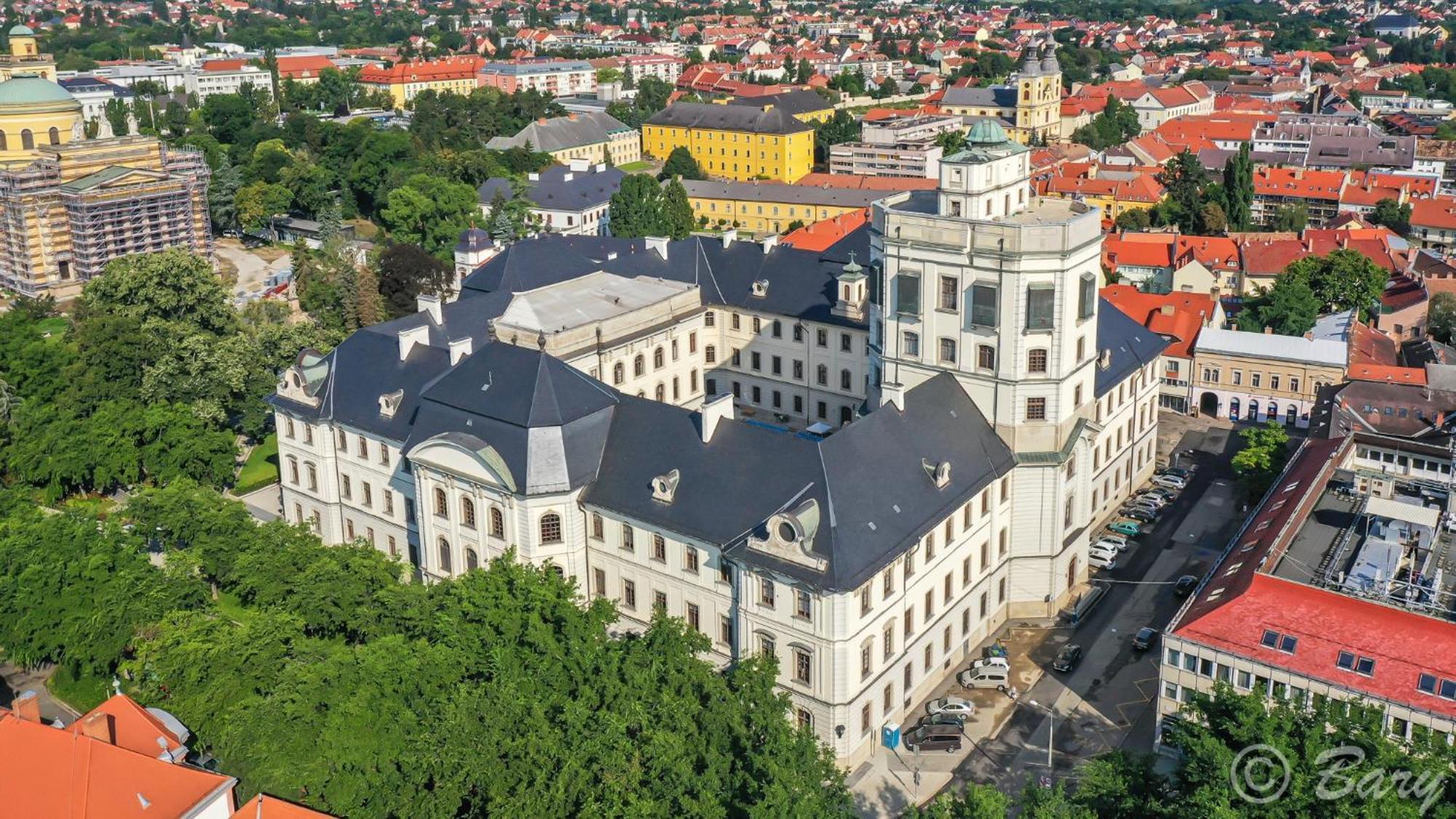 Eger Tower View Apartment Esterno foto