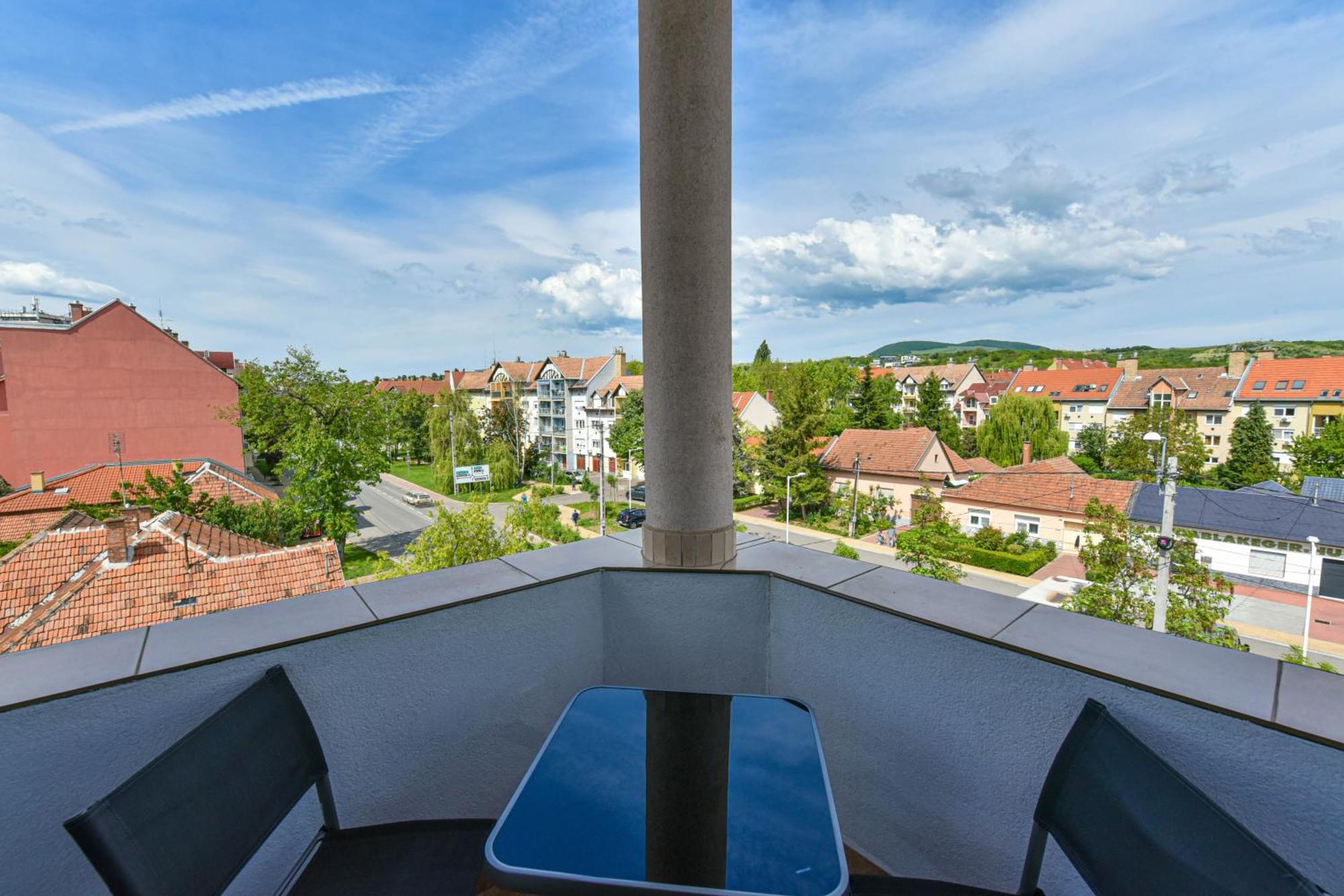 Eger Tower View Apartment Esterno foto